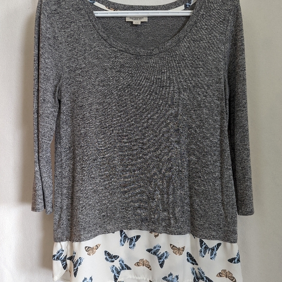 Casual Top - Picture 1 of 4